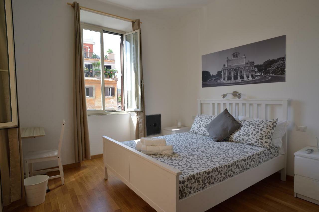 Livia B&B - Trastevere Řím Exteriér fotografie